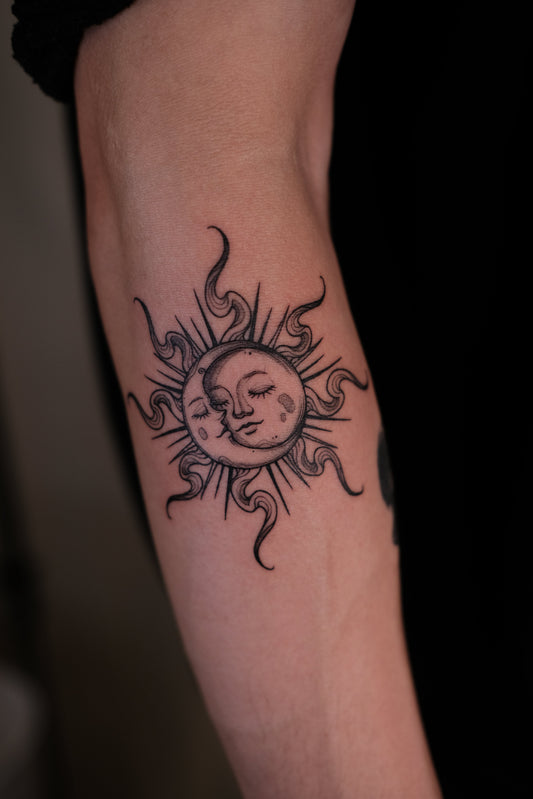 C-010 : Sun And Moon